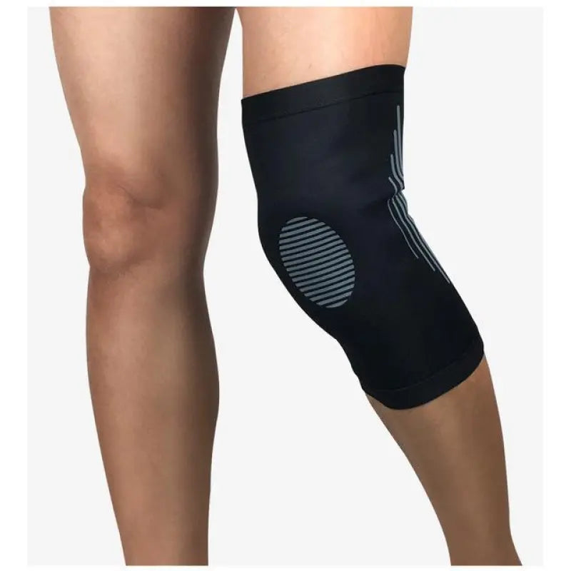 Court Stabilizer: 3D-Knee Support with Gel Padding